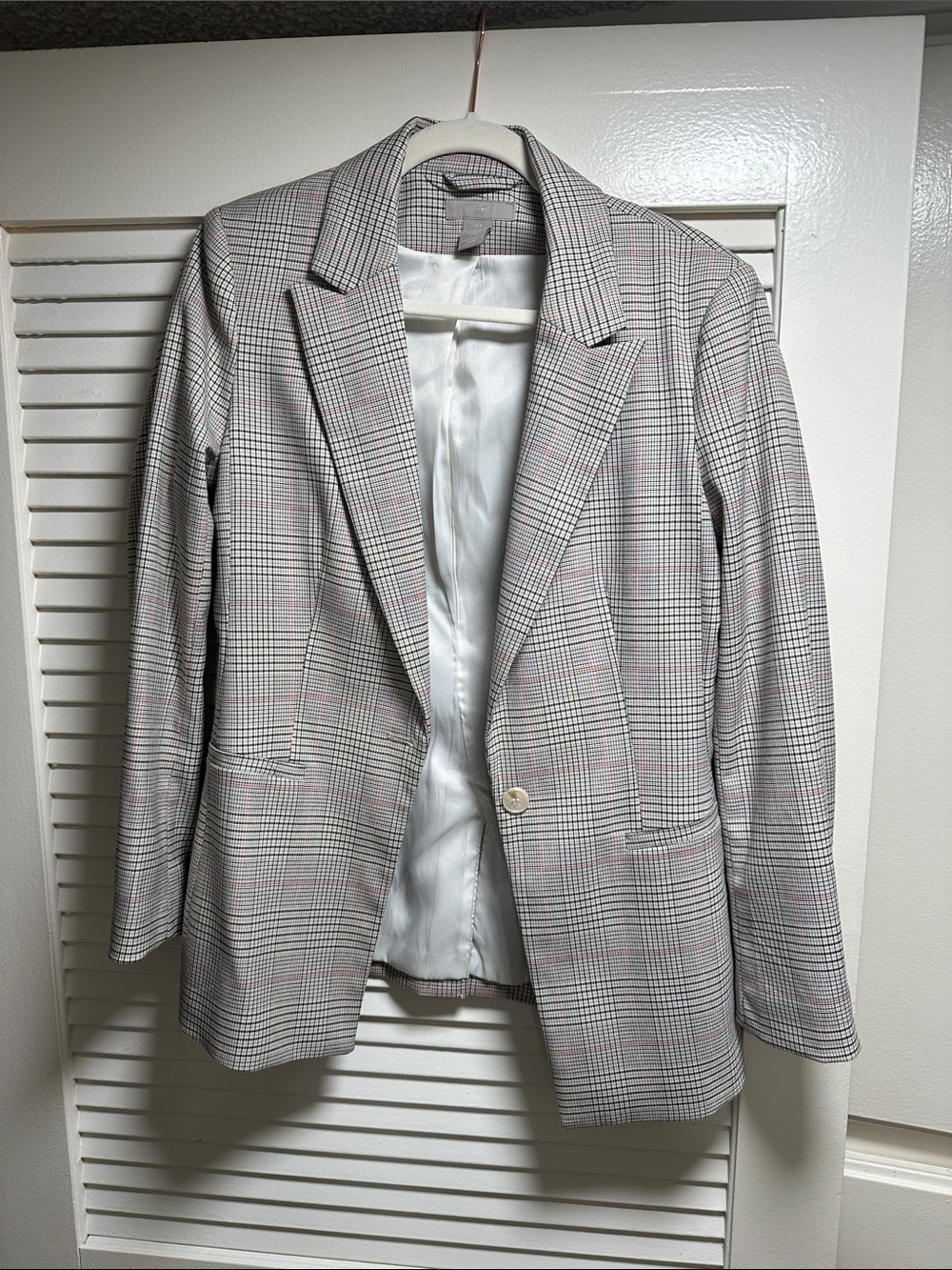 H&M Plaid Single-Button Women's Blazer in Cream with Black & Pink Check